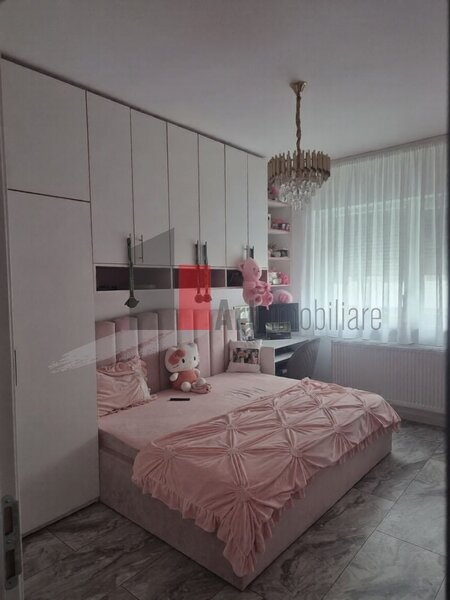 Chiajna Vanzare apartament 3 camere 70 mp-Weiner Palada+loc de parcare